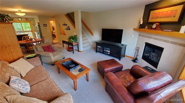 Foto del edificio - 718 Meadow Creek Dr