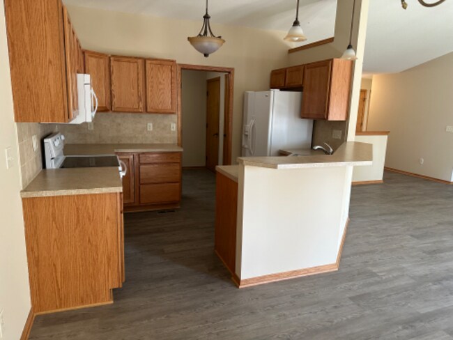 Foto del edificio - 5627 W Wickham St