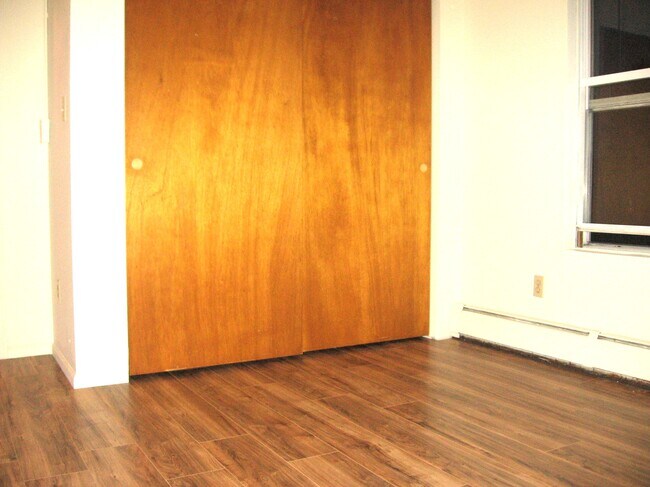 Foto del edificio - 641 S Woodward St