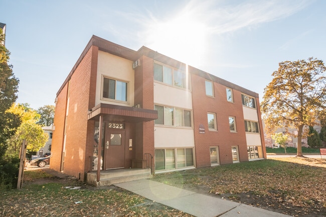 Building Photo - 2323 Garfield Ave S