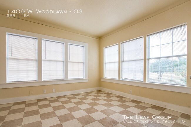Building Photo - FABULOUS 2 BEDROOM IN WOODLAWN LAKE