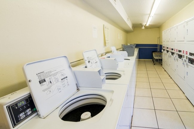 Foto del edificio - The Waypoint