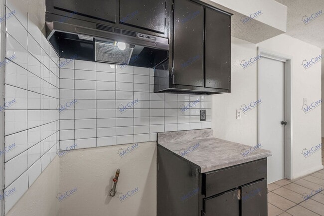 Foto del edificio - 12212 Duchess Dr
