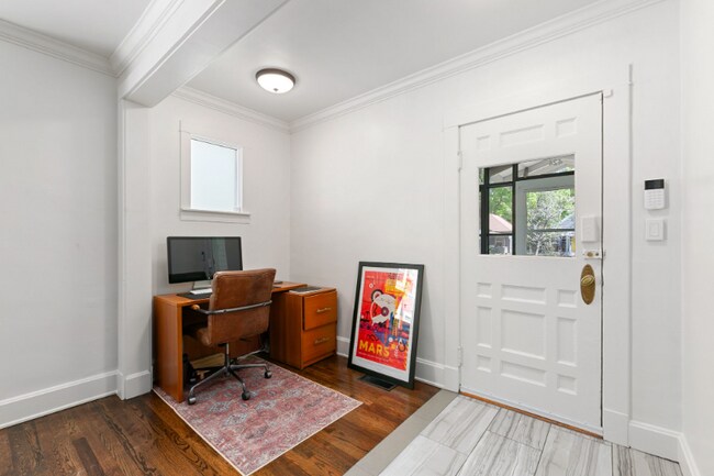 Foto del edificio - 424 W Oak St