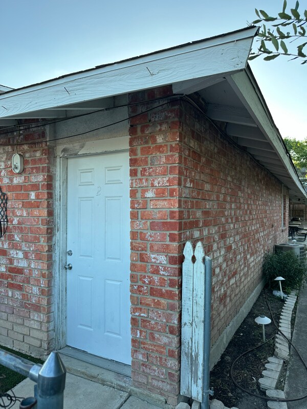 Primary Photo - 11203 Belair Dr