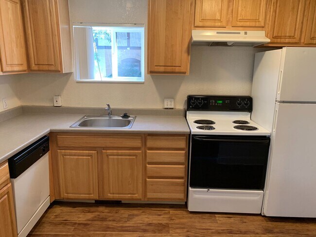 Photo - 994 14th St Apartment