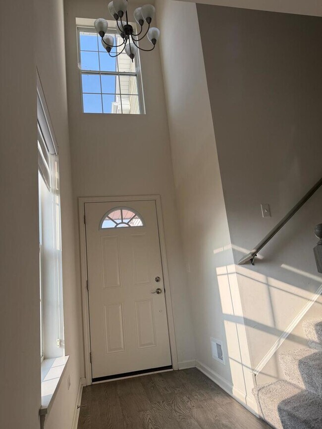 Foto del edificio - 579 Bobby Ann Ct