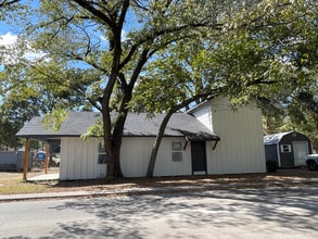 Building Photo - 1500 W Collin St