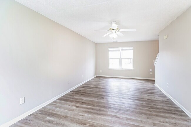 Foto del edificio - 9612 Ashlyn Elizabeth Ct