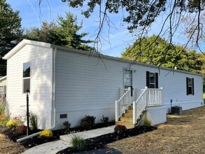 Building Photo - 8880 Turkey Ridge Rd