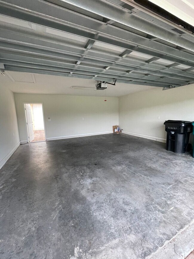 Foto del edificio - COMING OCTOBER!! Lake Nona 3 Bedroom 3 Bat...