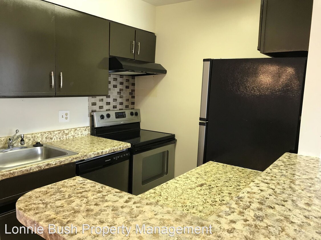 Foto principal - 2 br, 1 bath House - 35 Davenport Ct