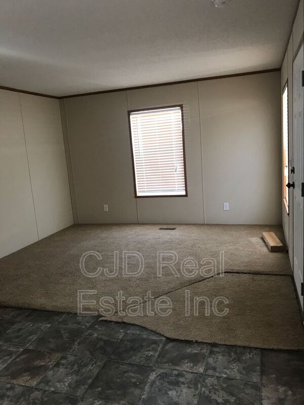 Building Photo - 15 Coachlight Trailer Park