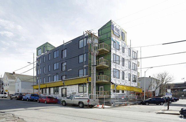 Building Photo - Parris Terraces