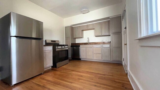 Foto del edificio - 3175 Oakshire Ave