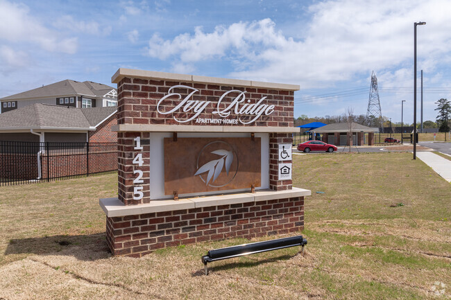 COMMUNITY SIGNAGE - Ivy Ridge Apartments