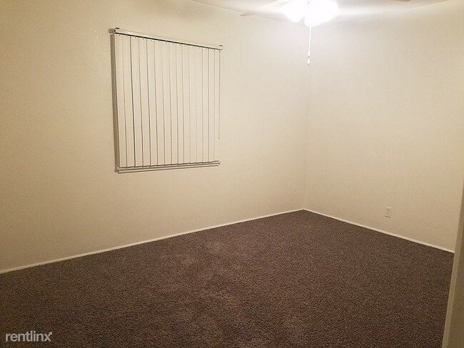 Building Photo - 2 br, 1 bath House - 181 East 45th Street