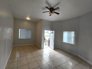 Building Photo - 851 W 93rd St