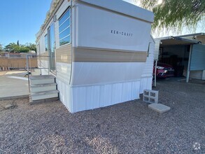 Building Photo - 522 W Rillito St