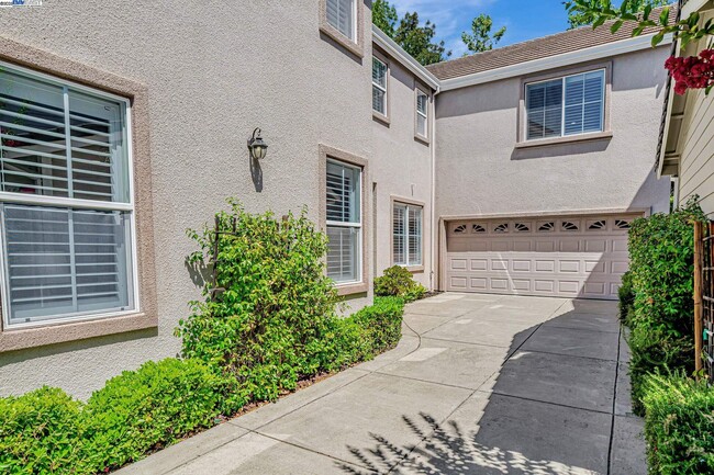 Foto del edificio - 260 Abigail Cir