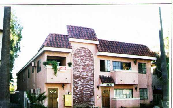 Primary Photo - 14620 Erwin St