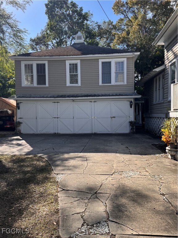 Foto del edificio - 1618 Woodford Ave