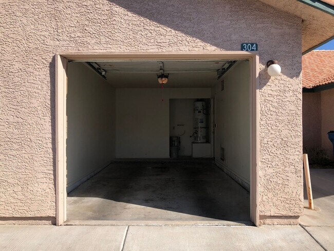 Foto del edificio - 304 Crosswind Way