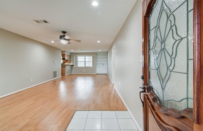 Building Photo - 5710 Verdome Ln