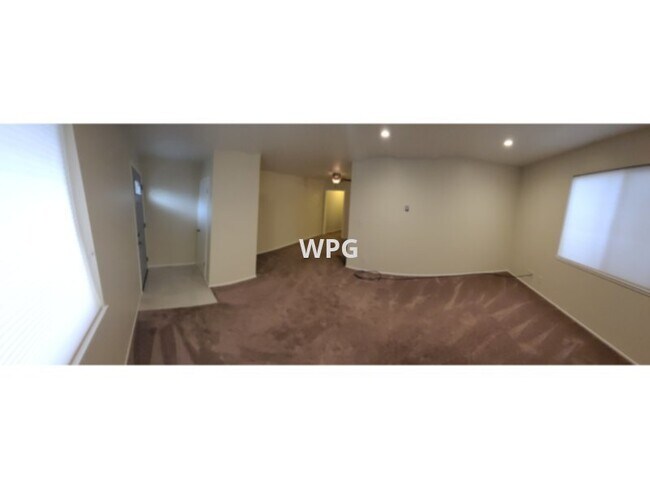 Building Photo - 227 Harrison Ave