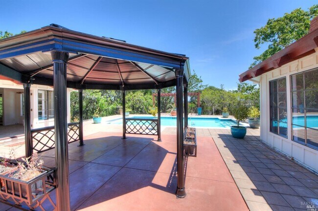 Foto del edificio - 13 Black Oak Ln
