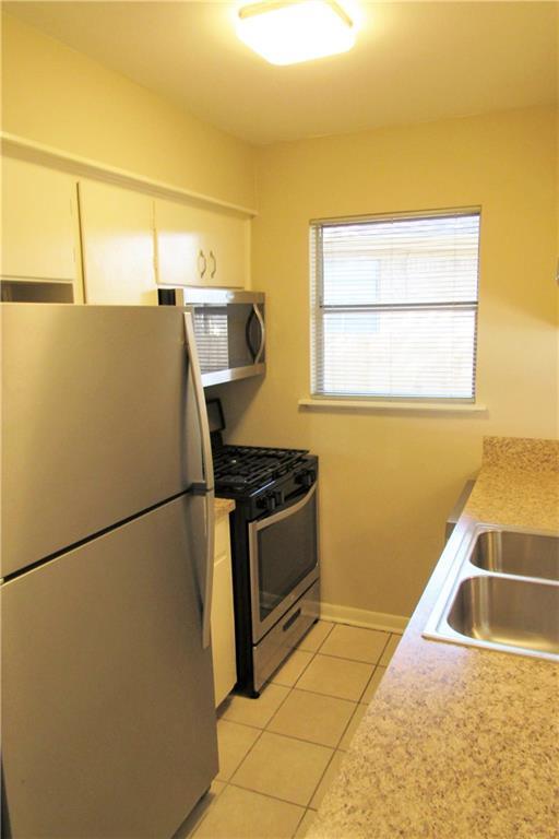 Foto del edificio - 2724 St Edwards Cir