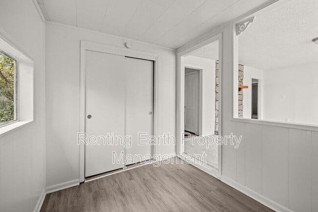 Foto del edificio - 1893 Princeton Ct SW