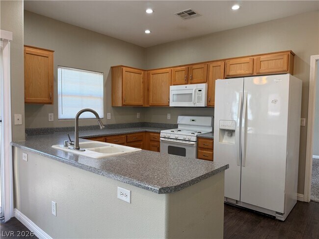 Foto del edificio - 3910 Legend Hills St