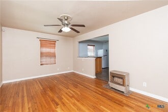 Building Photo - 2116 W Avenue D