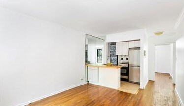 Primary Photo - 649 2nd Ave