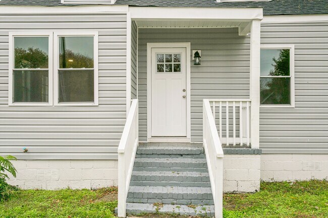 Foto del edificio - 924 Ivy Ave