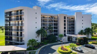 Building Photo - 5279 Fountains Dr S