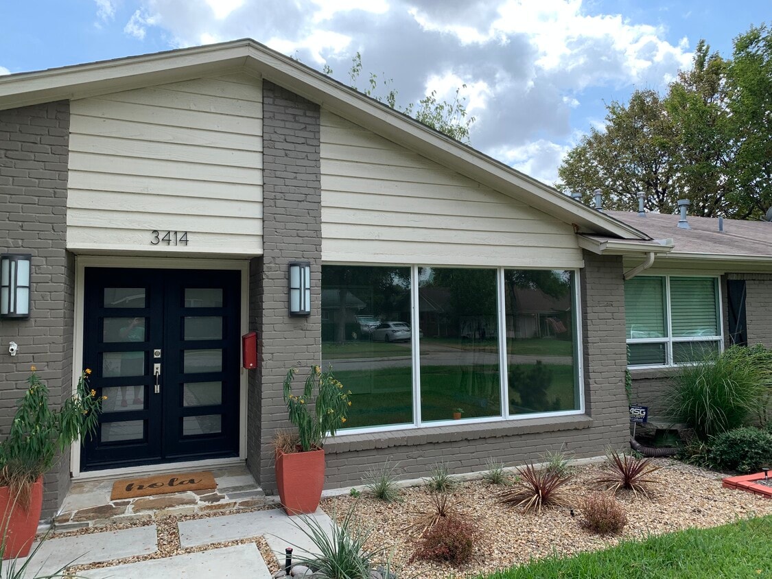 Front of the house - 3414 Winged Foot Ct (Dallas, TX)