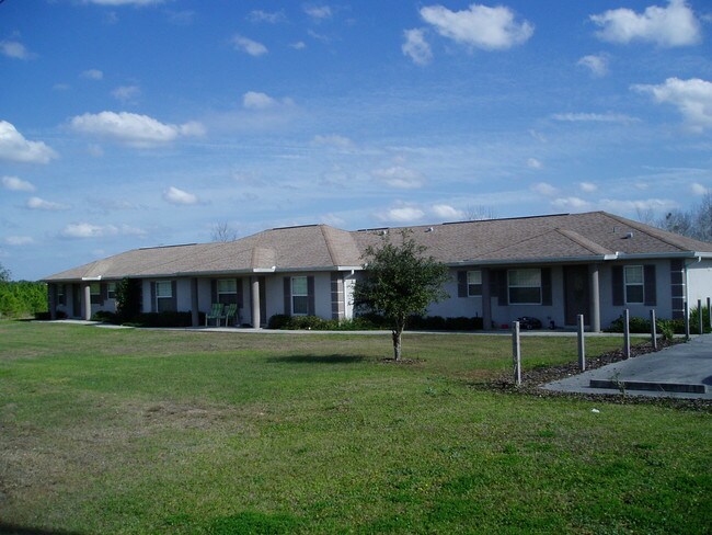 Foto del edificio - Juniper Homes