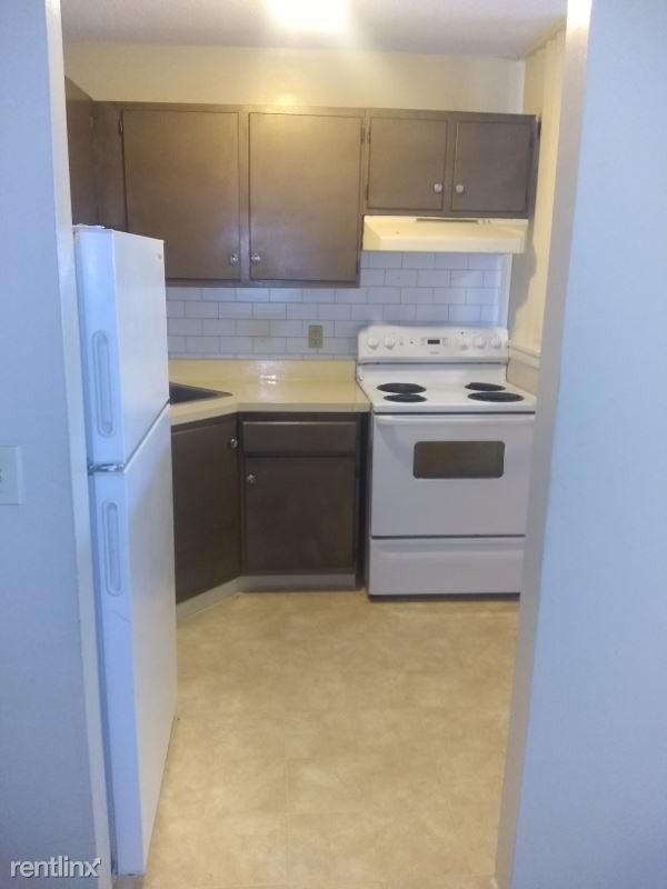 Foto del edificio - 572 Brook St