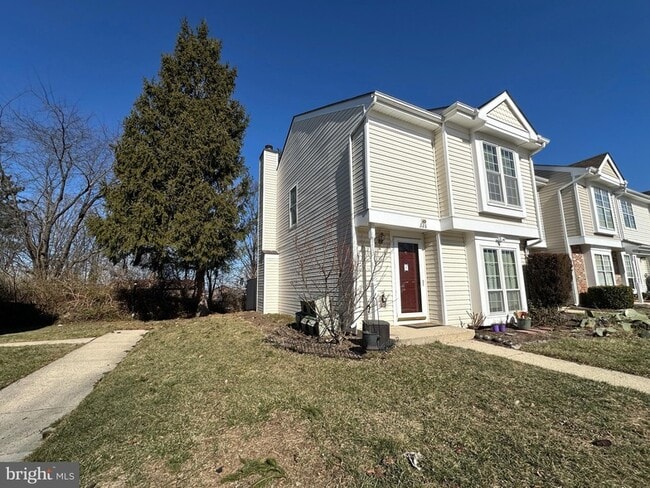 Photo - 326 Lancaster Square Townhome