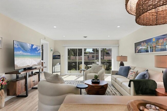 Foto del edificio - 500 S Washington Dr