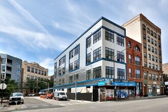 Building Photo - 1504 W Haddon Ave