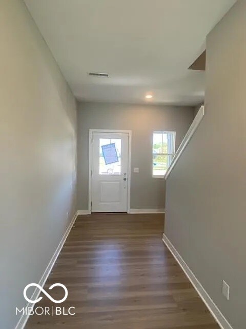 Foto del edificio - 2961 Bannerbrook Dr