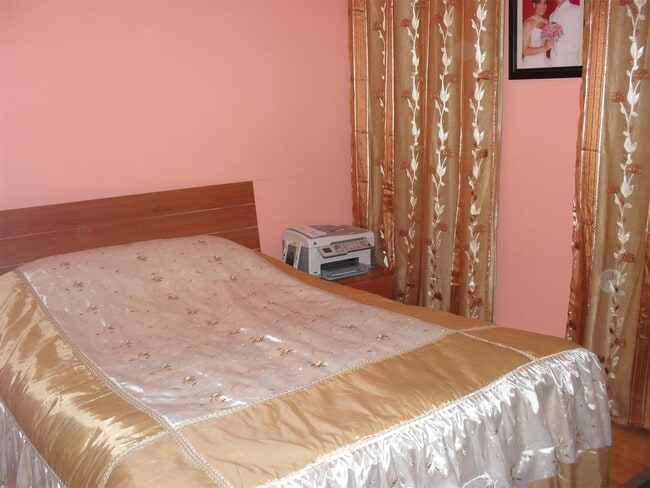 Foto del edificio - 7 Cypress Rd