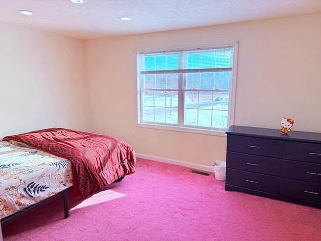 Photo - 140 Stedman St Apartment