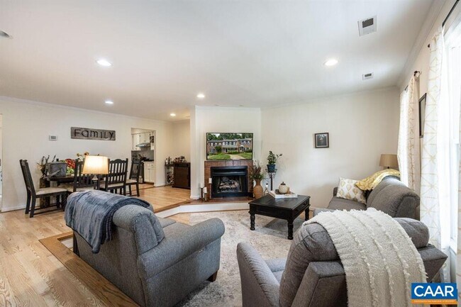 Foto del edificio - 430 Wynridge Dr