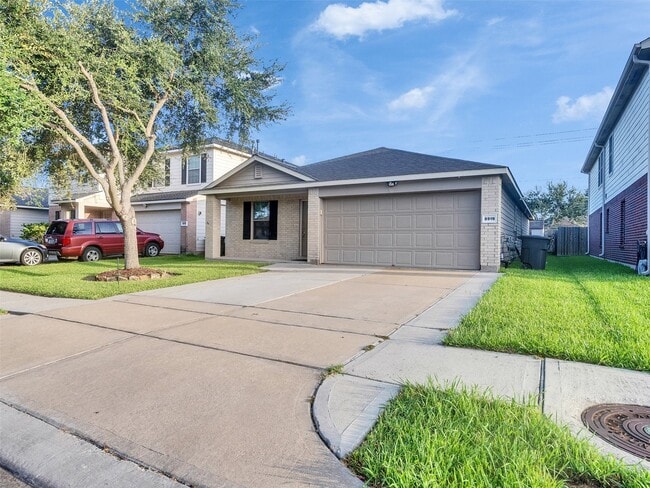 Building Photo - 8919 Summerset Meadow Ct