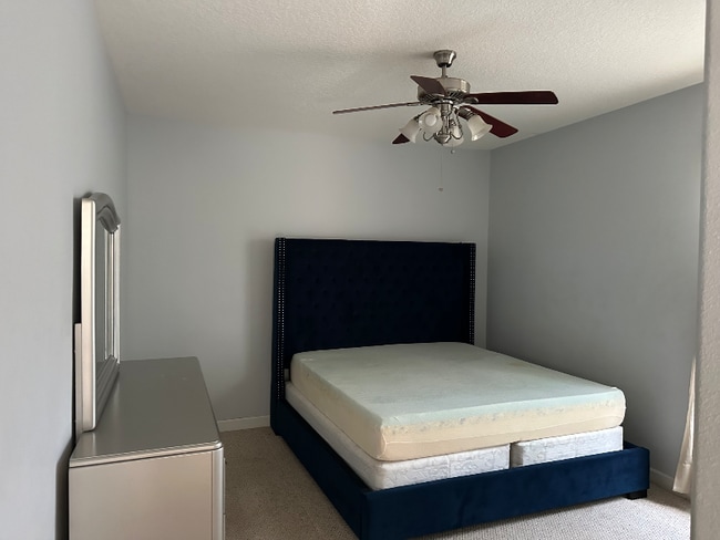 Building Photo - 1675 Marina Lake Dr