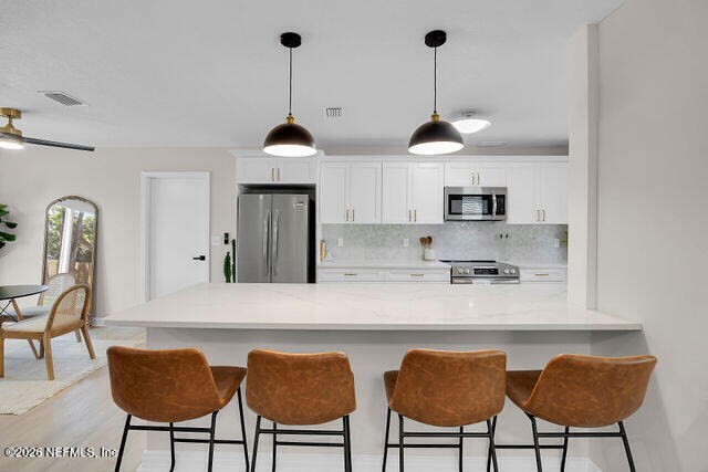 Foto del edificio - 14396 Aqua Vista Rd N